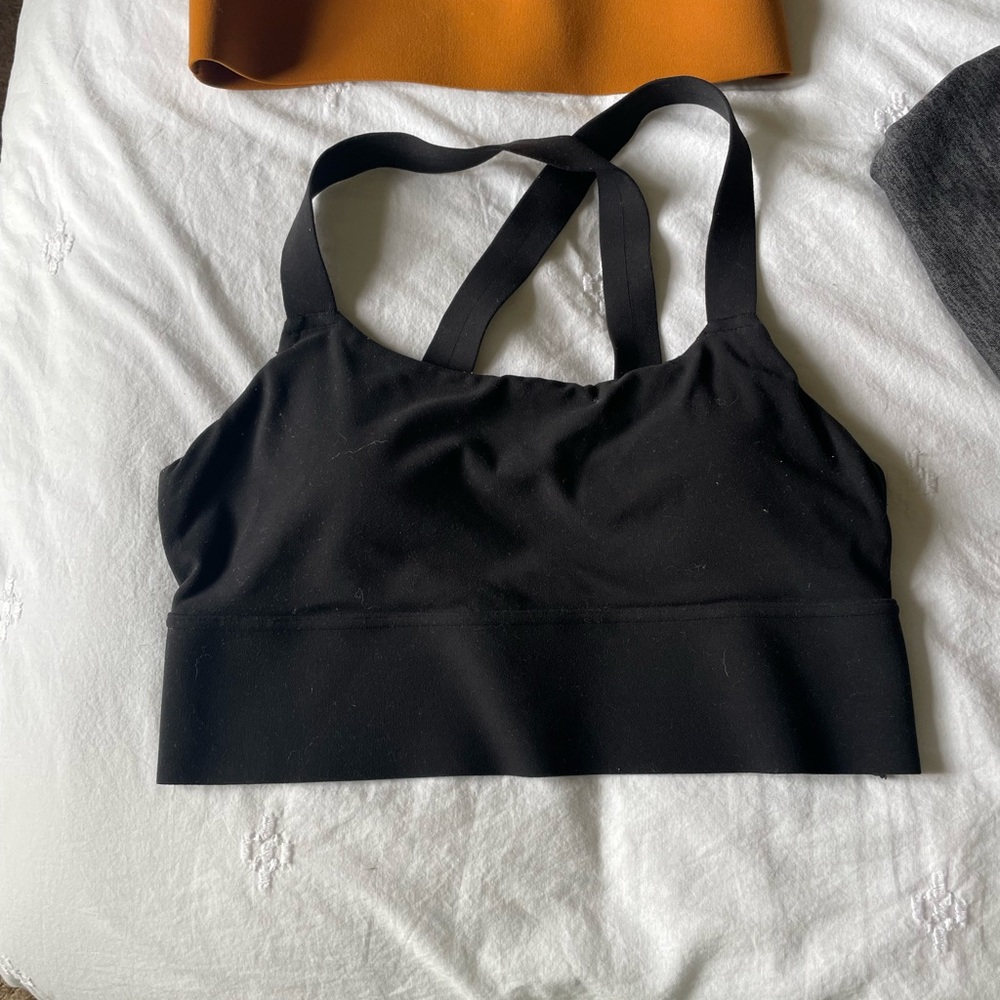 Black Women's Sports Bra small